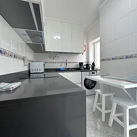 Bayview In Main Plaza 20 Meters From Semesterbostad *