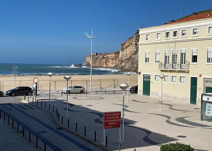 Bayview In Main Plaza 20 Meters From Nazaré